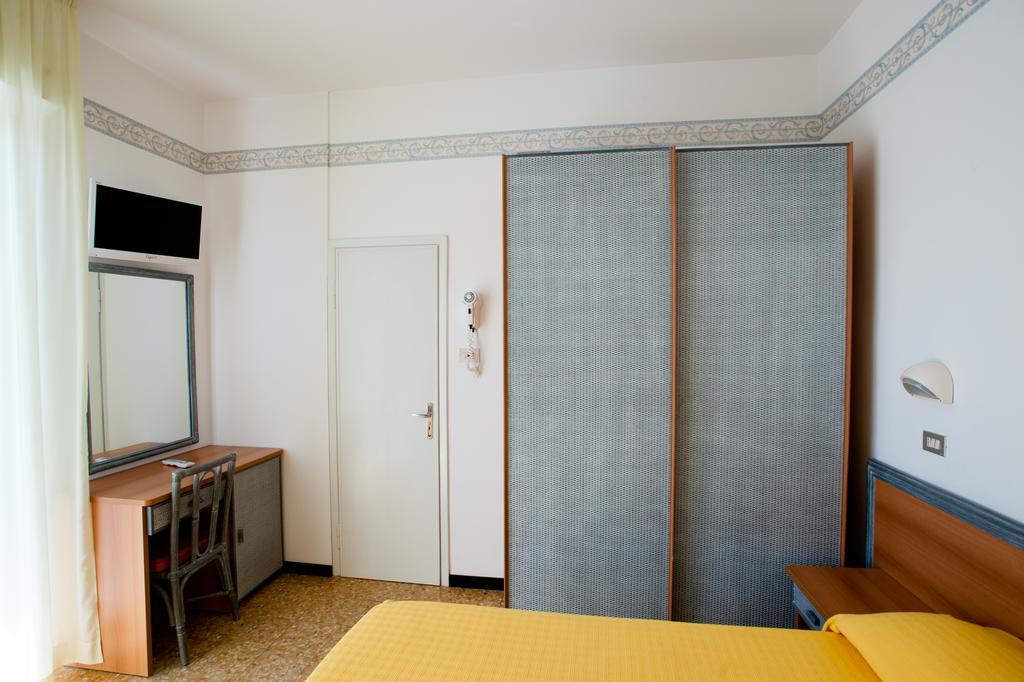Albergo Villa Mauri Rímini Exterior foto